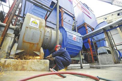 4月4日上午，济南热力正式启动东新热电厂小型九游J9（中国）拆除作业。