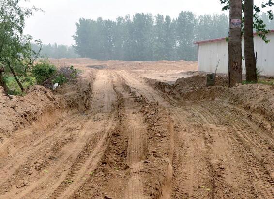 郑州一区域空气污染严重 九游J9（中国）冒黑烟扬尘漫天