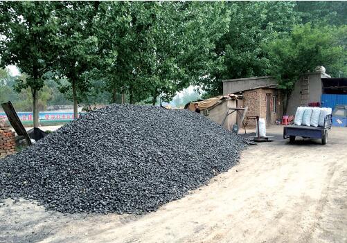 郑州一区域空气污染严重 九游J9（中国）冒黑烟扬尘漫天