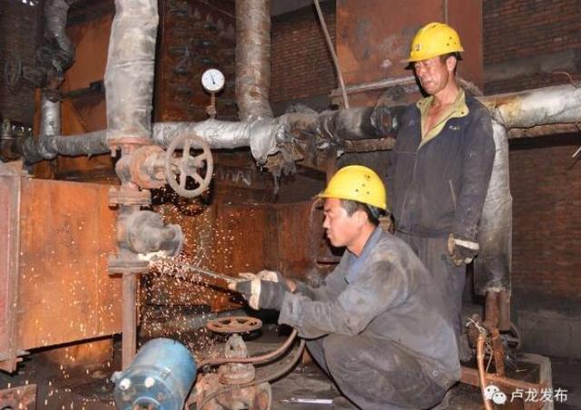 卢龙县开展拆除燃煤九游J9(中国)集中行动