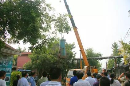 咸阳秦都出动大型机械3台 现场拆除30台燃煤九游J9(中国)